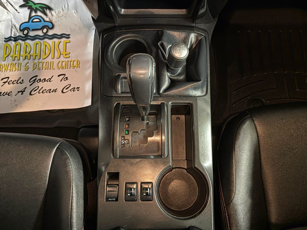2015 Toyota 4Runner Image 15