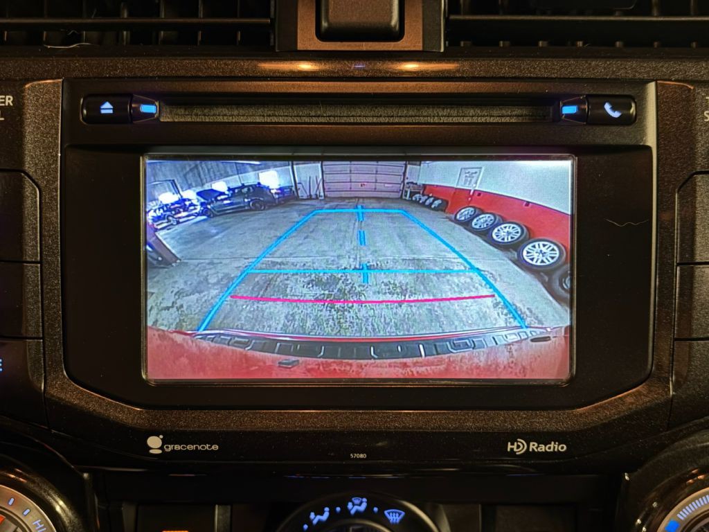 2015 Toyota 4Runner Image 18