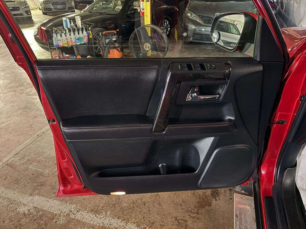 2015 Toyota 4Runner Image 21