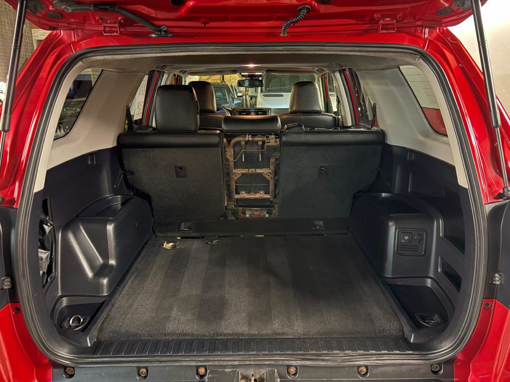 2015 Toyota 4Runner Image 24