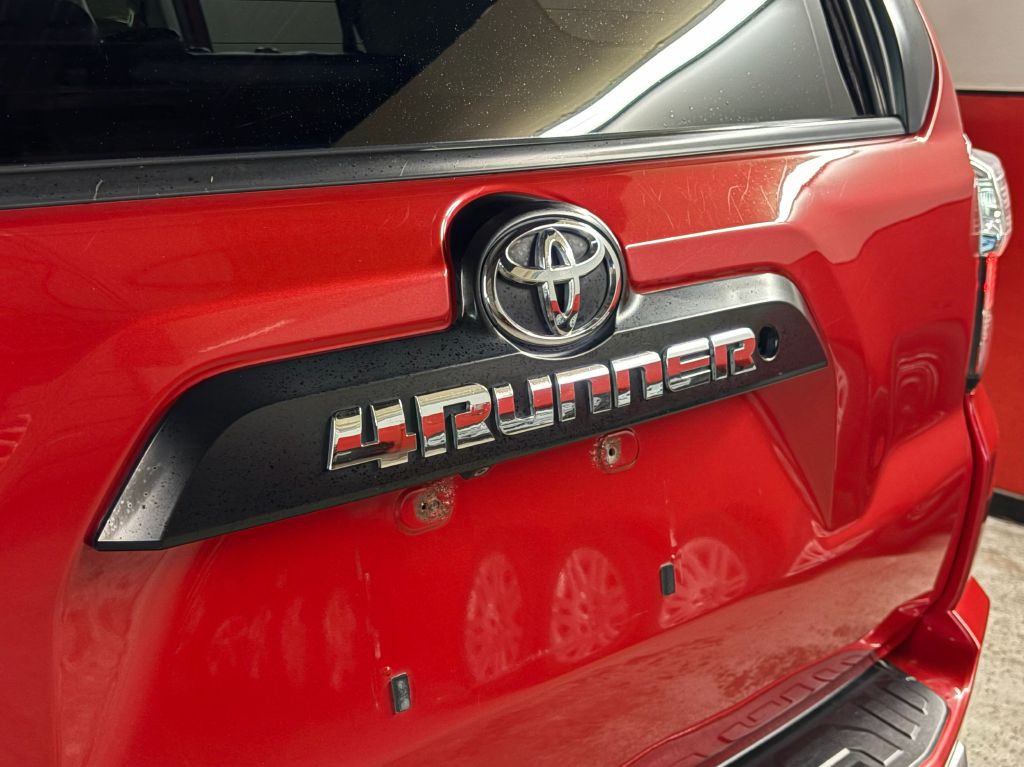 2015 Toyota 4Runner Image 29