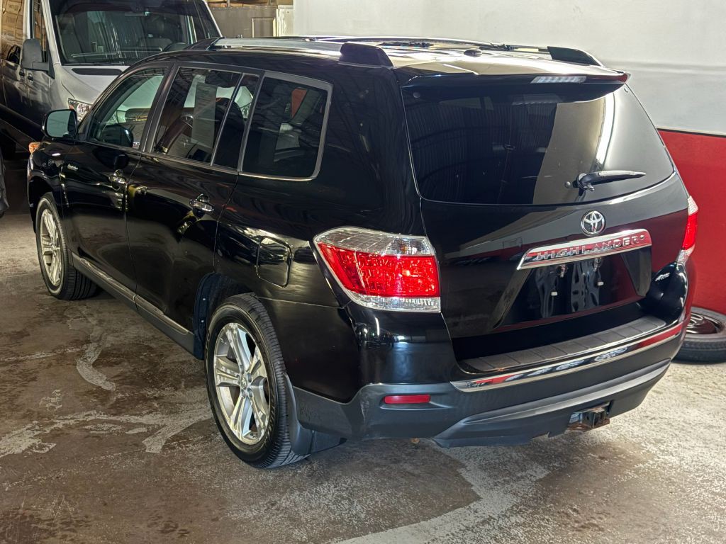 2013 Toyota Highlander Image 5
