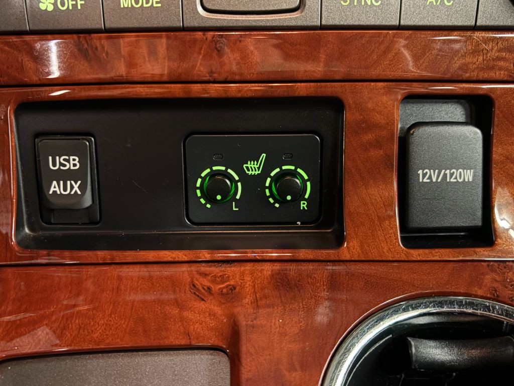 2013 Toyota Highlander Image 17