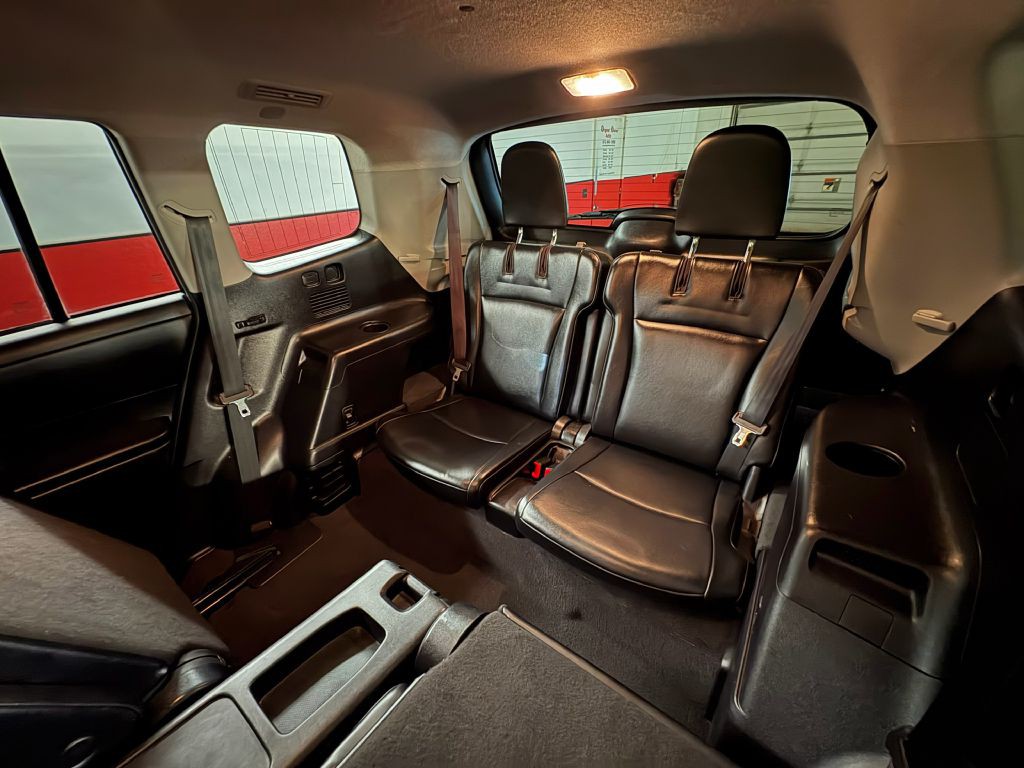 2013 Toyota Highlander Image 23
