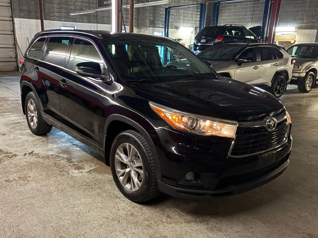 2015 Toyota Highlander Image 8