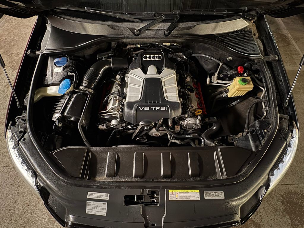 2015 Audi Q7 Image 2
