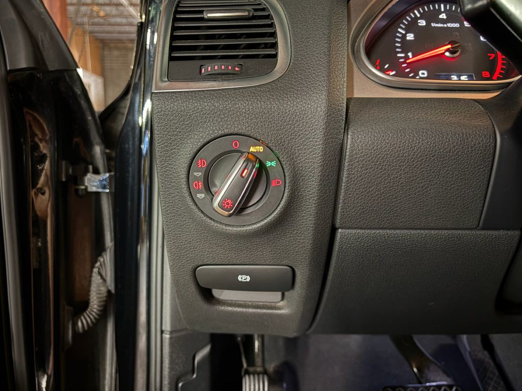 2015 Audi Q7 Image 18