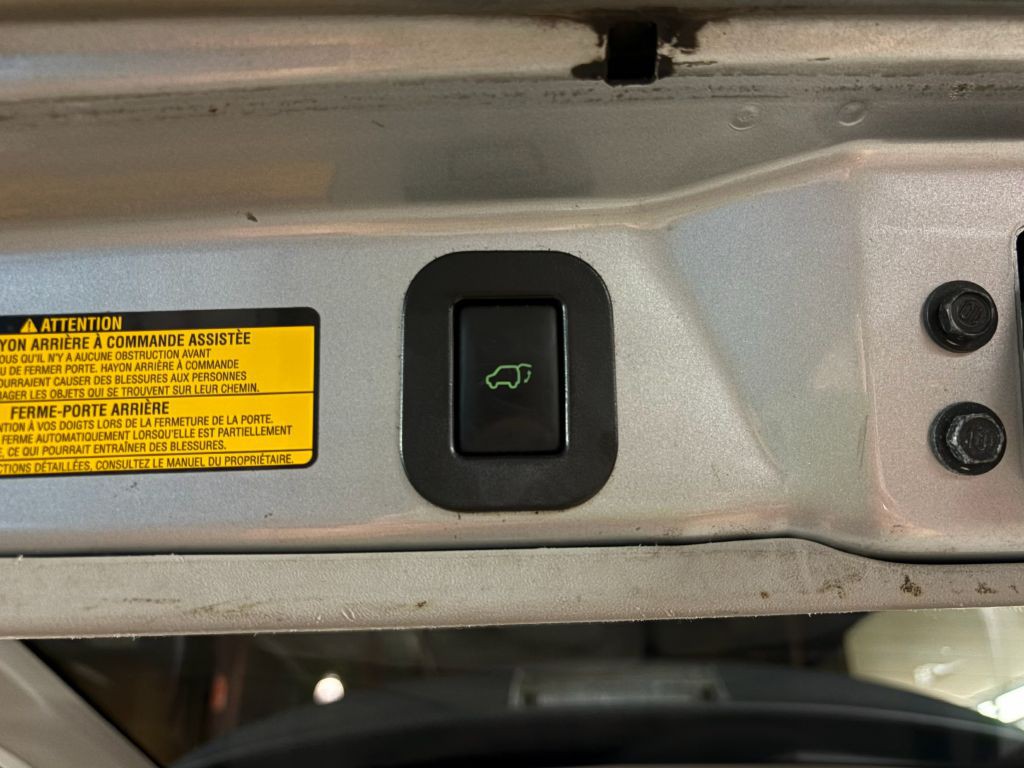 2011 Toyota Sienna Image 29