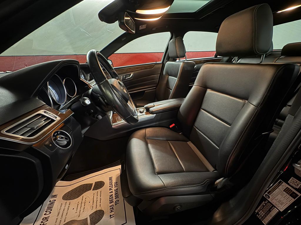 2016 Mercedes-Benz E-Class Image 10
