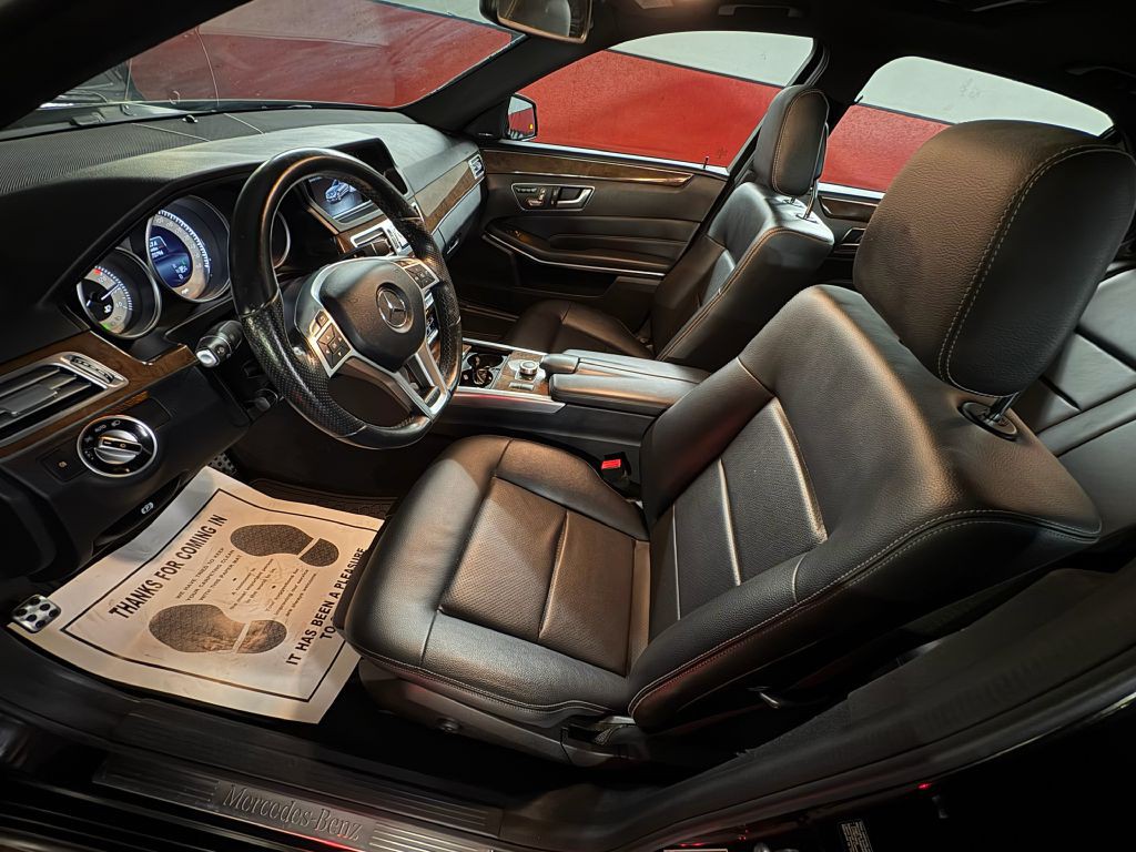 2016 Mercedes-Benz E-Class Image 11