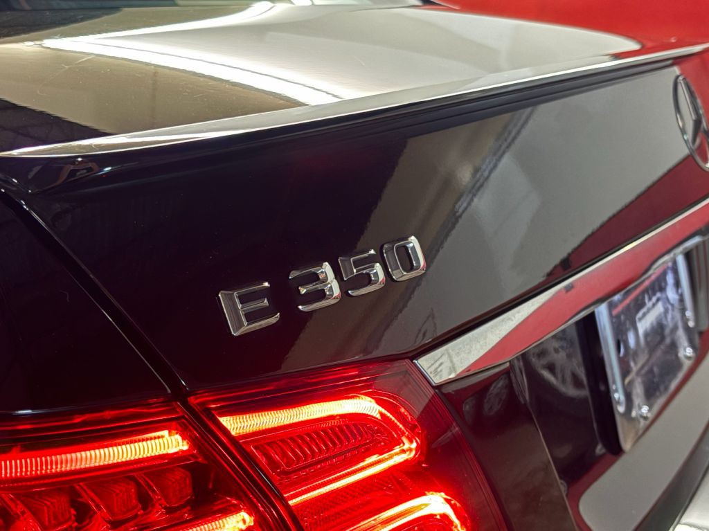 2016 Mercedes-Benz E-Class Image 28