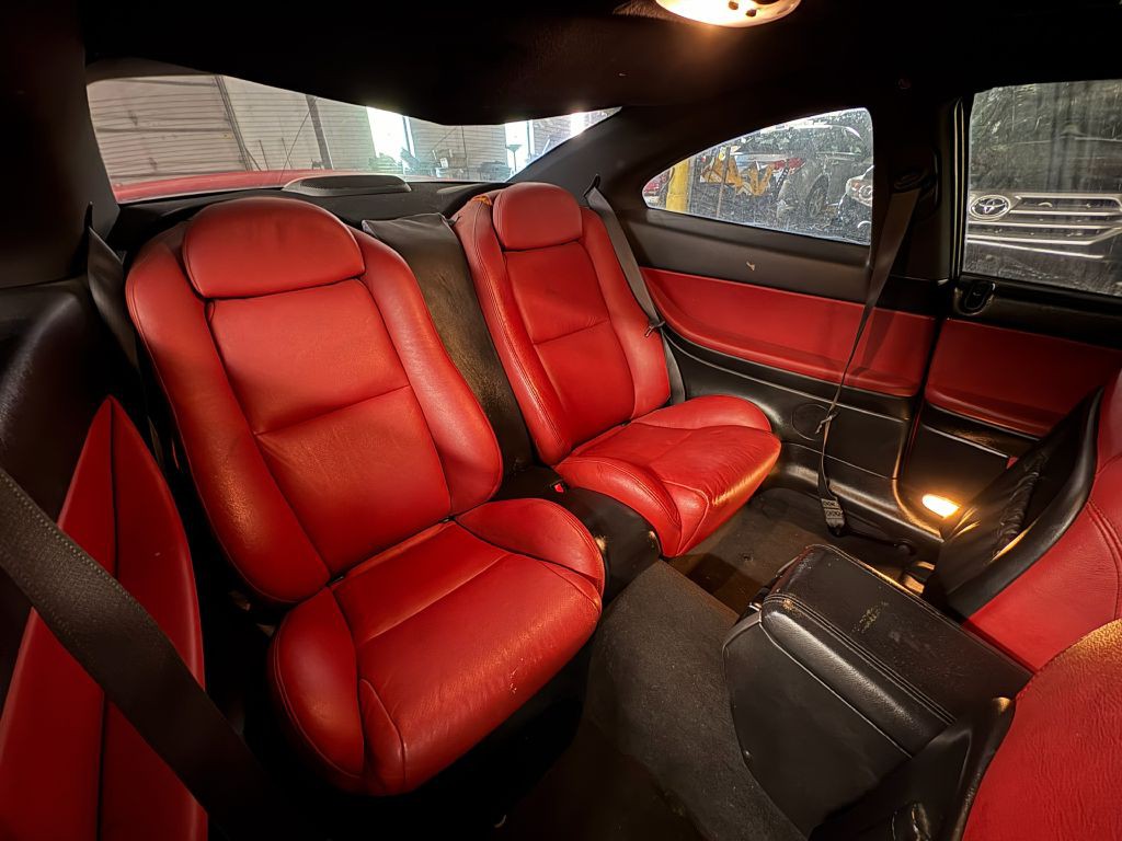 2004 Pontiac GTO Image 21