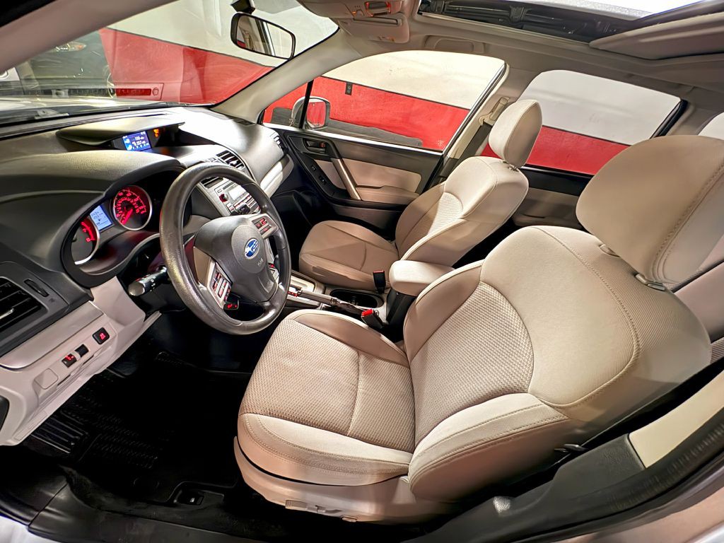 2014 Subaru Forester Image 10