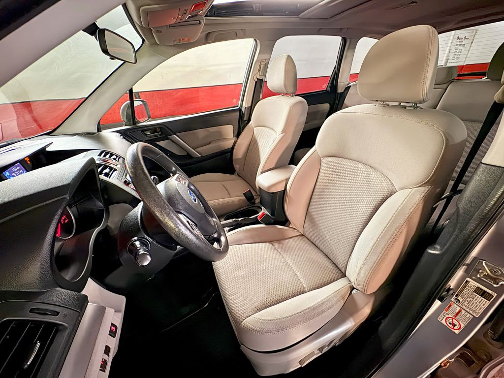2014 Subaru Forester Image 11