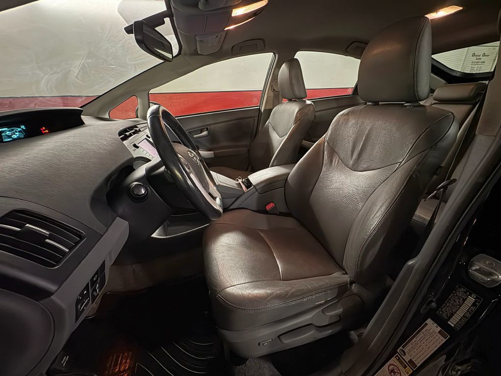 2010 Toyota Prius Image 10