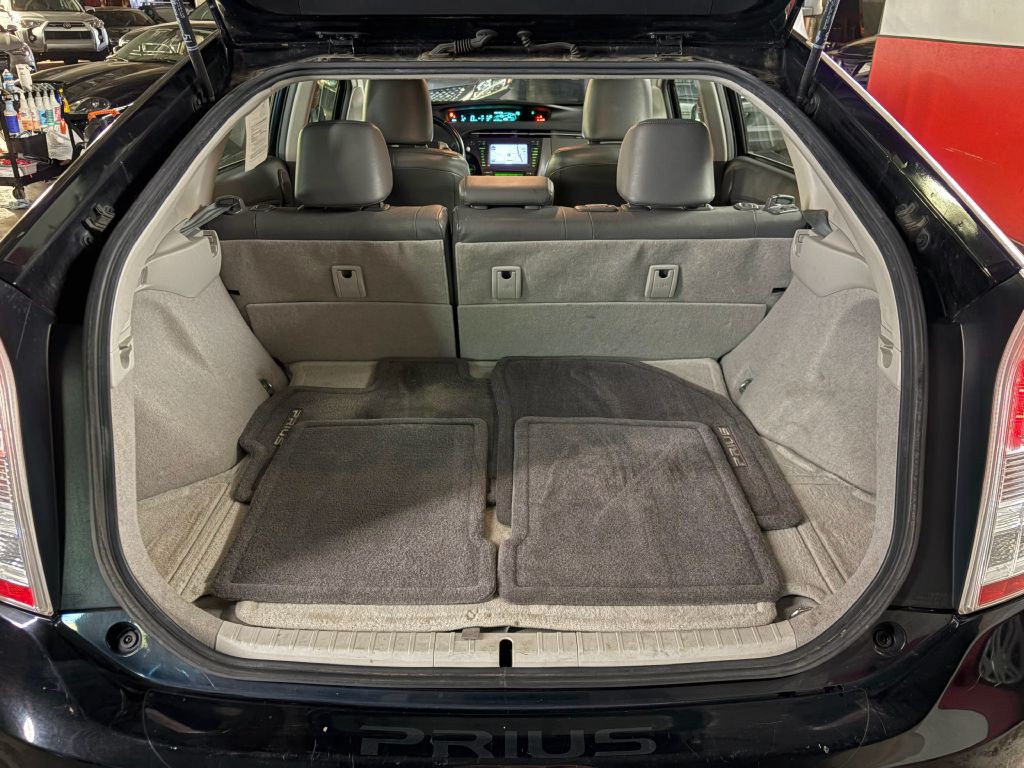 2010 Toyota Prius Image 22