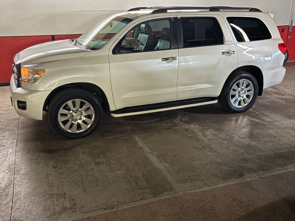 2011 Toyota Sequoia Image 4