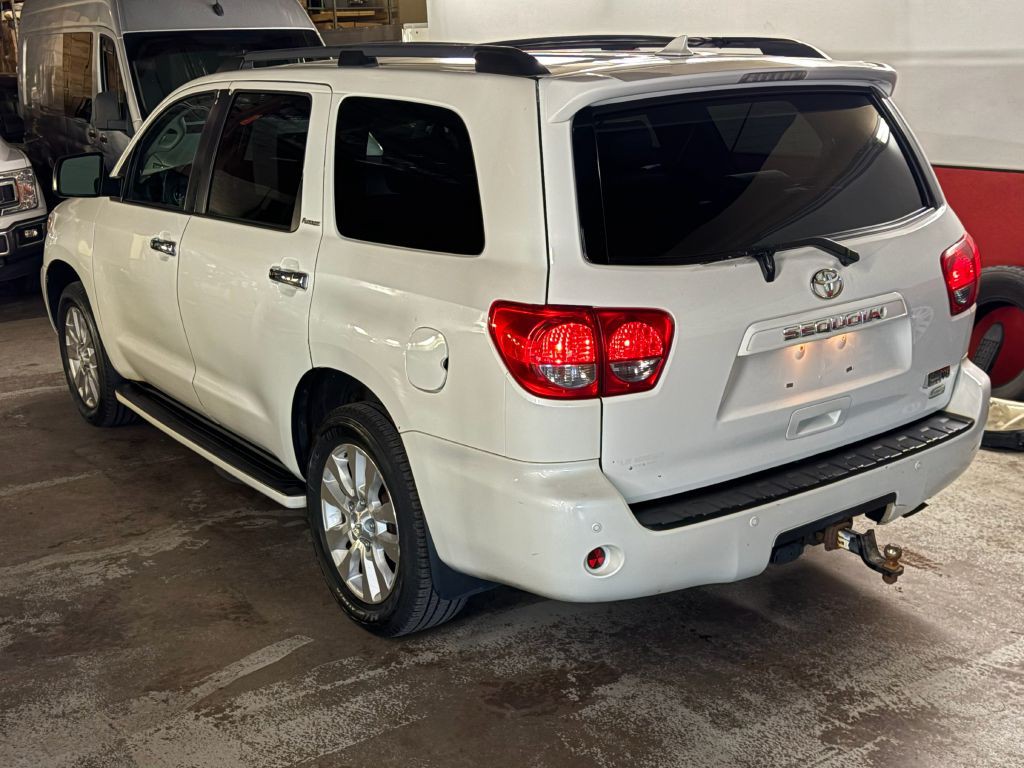 2011 Toyota Sequoia Image 5