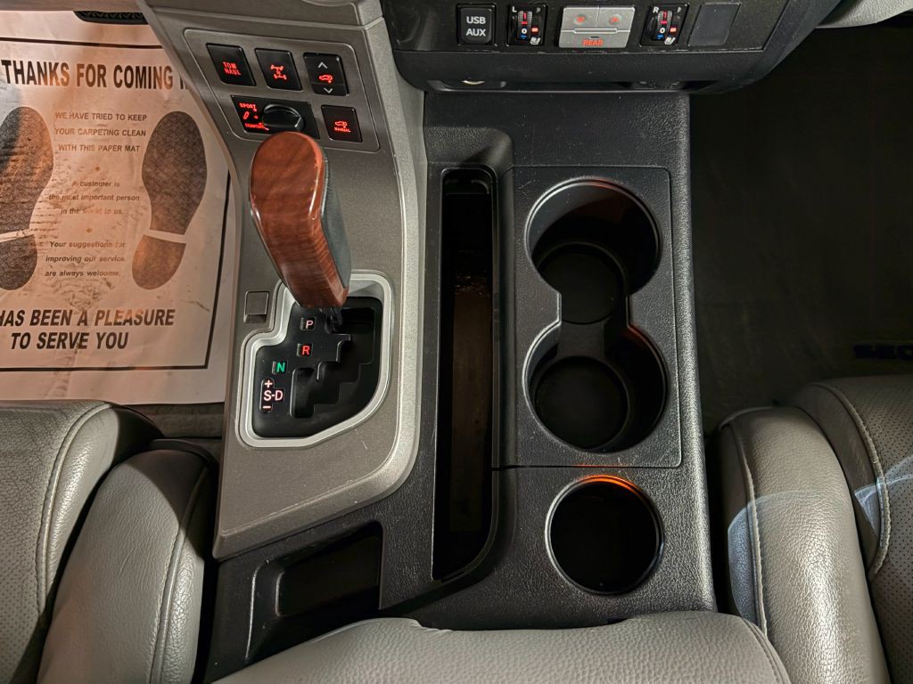 2011 Toyota Sequoia Image 15