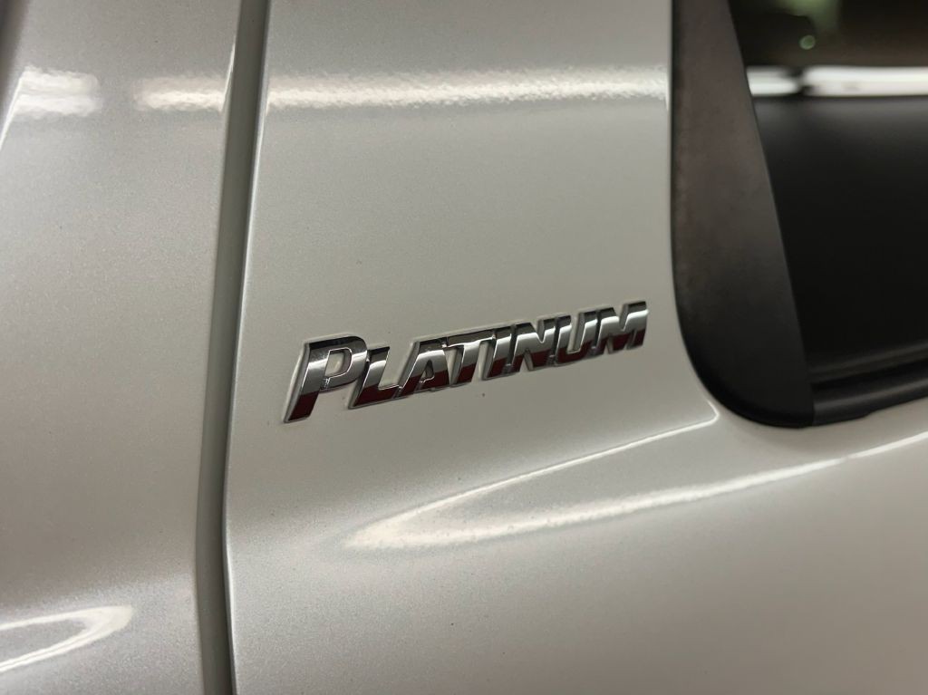 2011 Toyota Sequoia Image 36