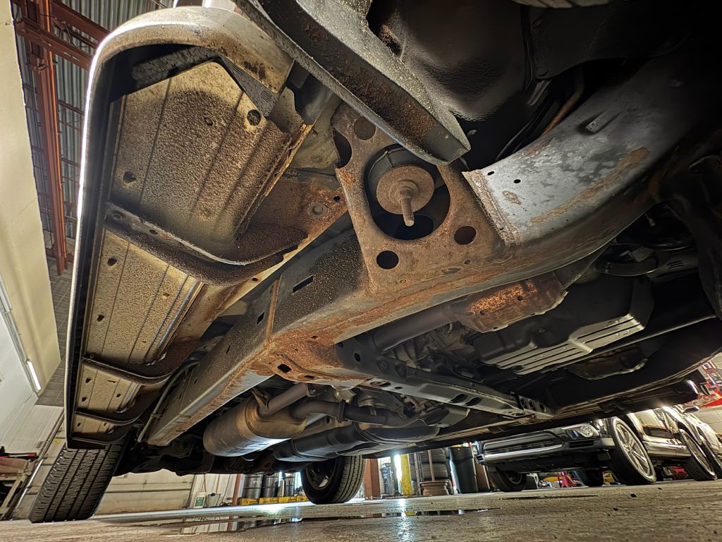 2011 Toyota Sequoia Image 40