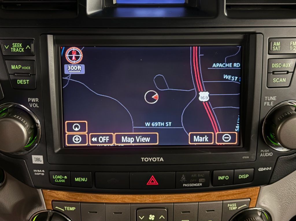 2009 Toyota Highlander Image 16