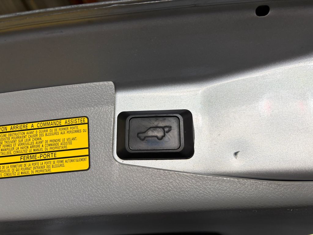 2010 Toyota Highlander Image 22