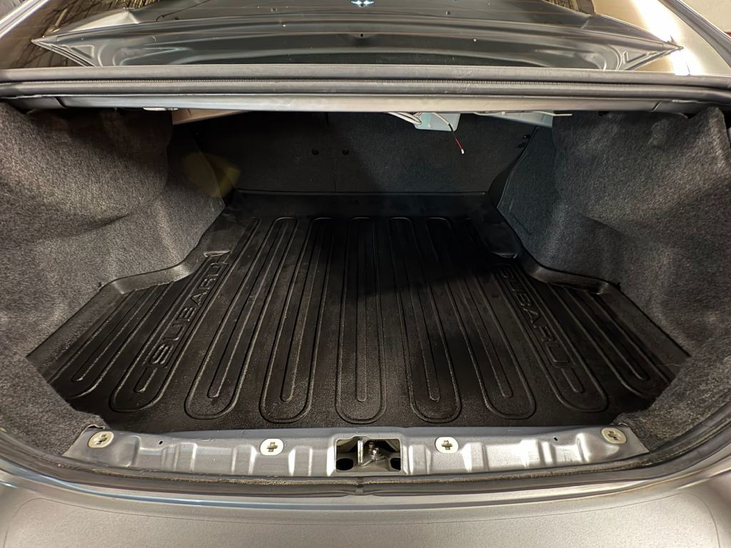 2016 Subaru WRX Image 21