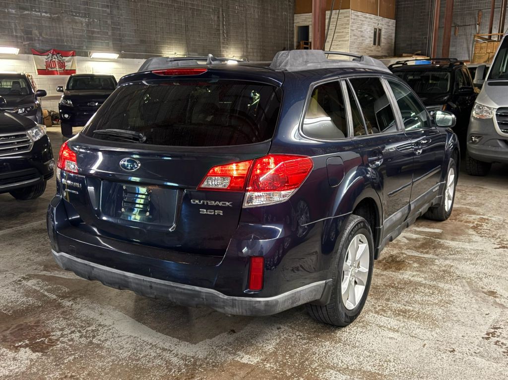 2013 Subaru Outback Image 7