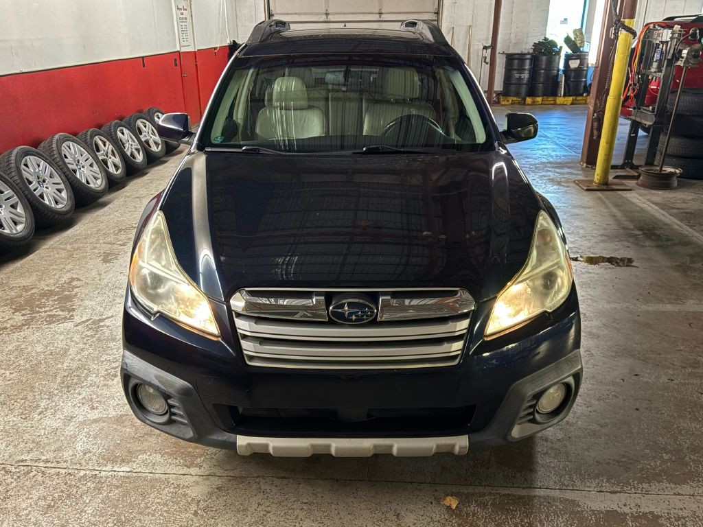 2013 Subaru Outback Image 9