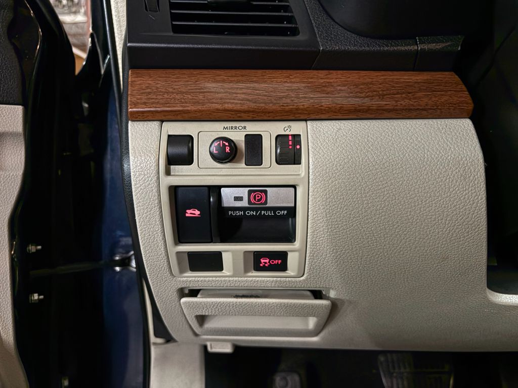 2013 Subaru Outback Image 17