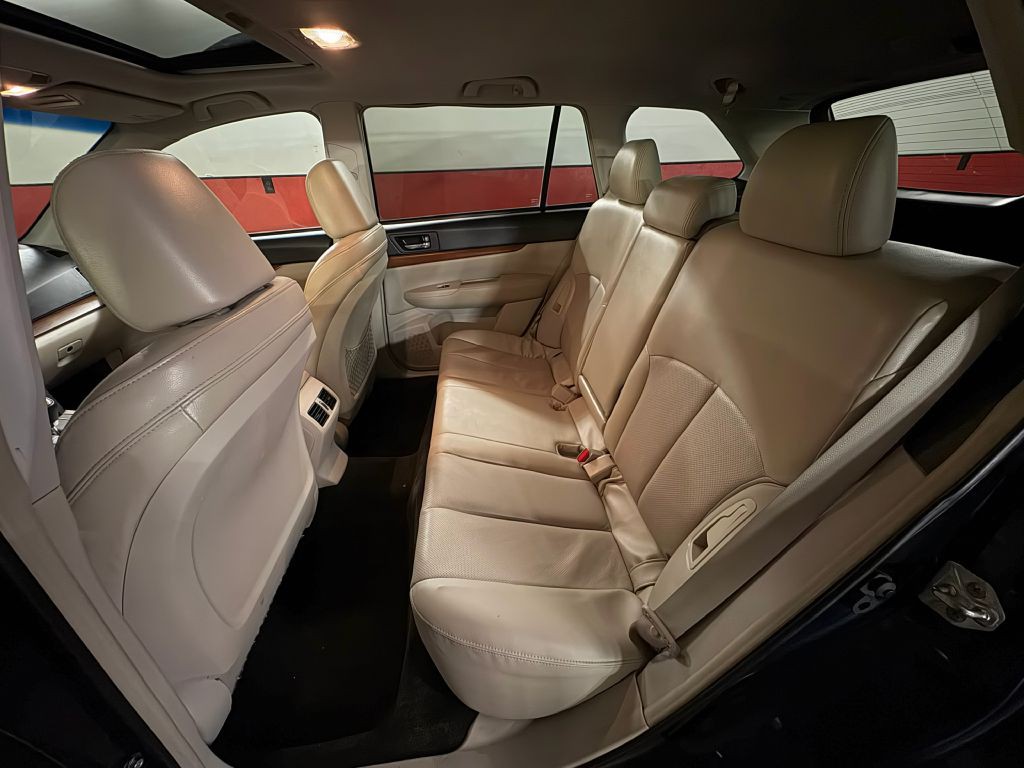2013 Subaru Outback Image 20