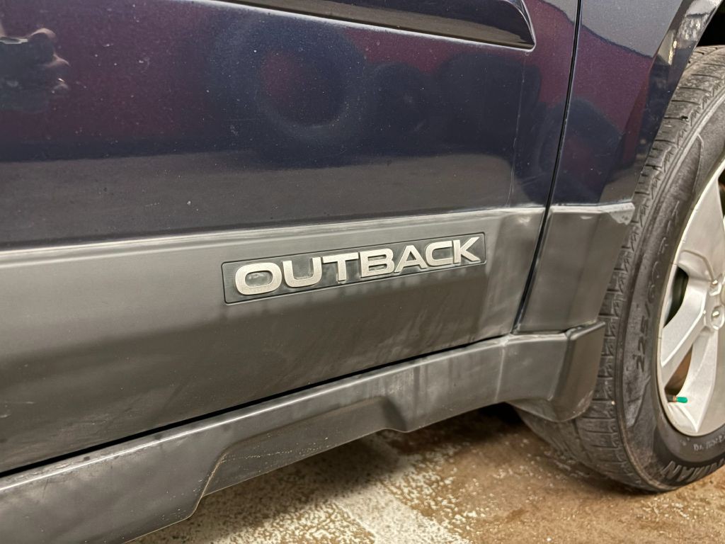 2013 Subaru Outback Image 25