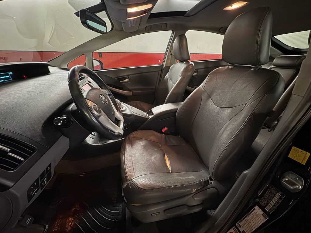 2010 Toyota Prius Image 10