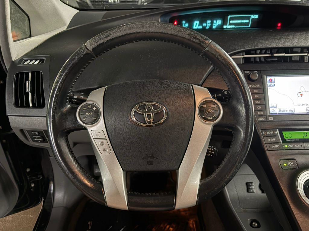 2010 Toyota Prius Image 11