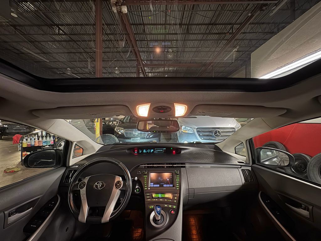 2010 Toyota Prius Image 20