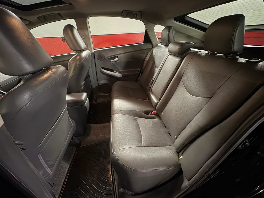2010 Toyota Prius Image 21
