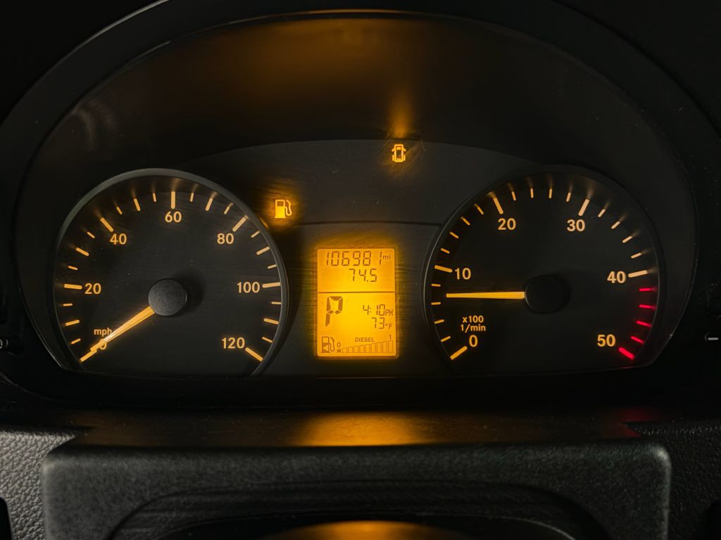 2013 Mercedes-Benz Sprinter Image 12