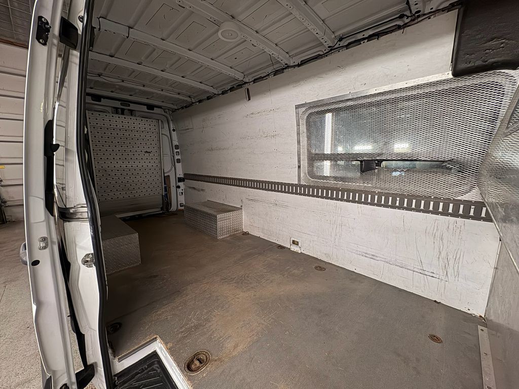 2013 Mercedes-Benz Sprinter Image 21