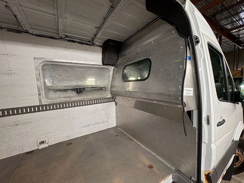 2013 Mercedes-Benz Sprinter Image 22