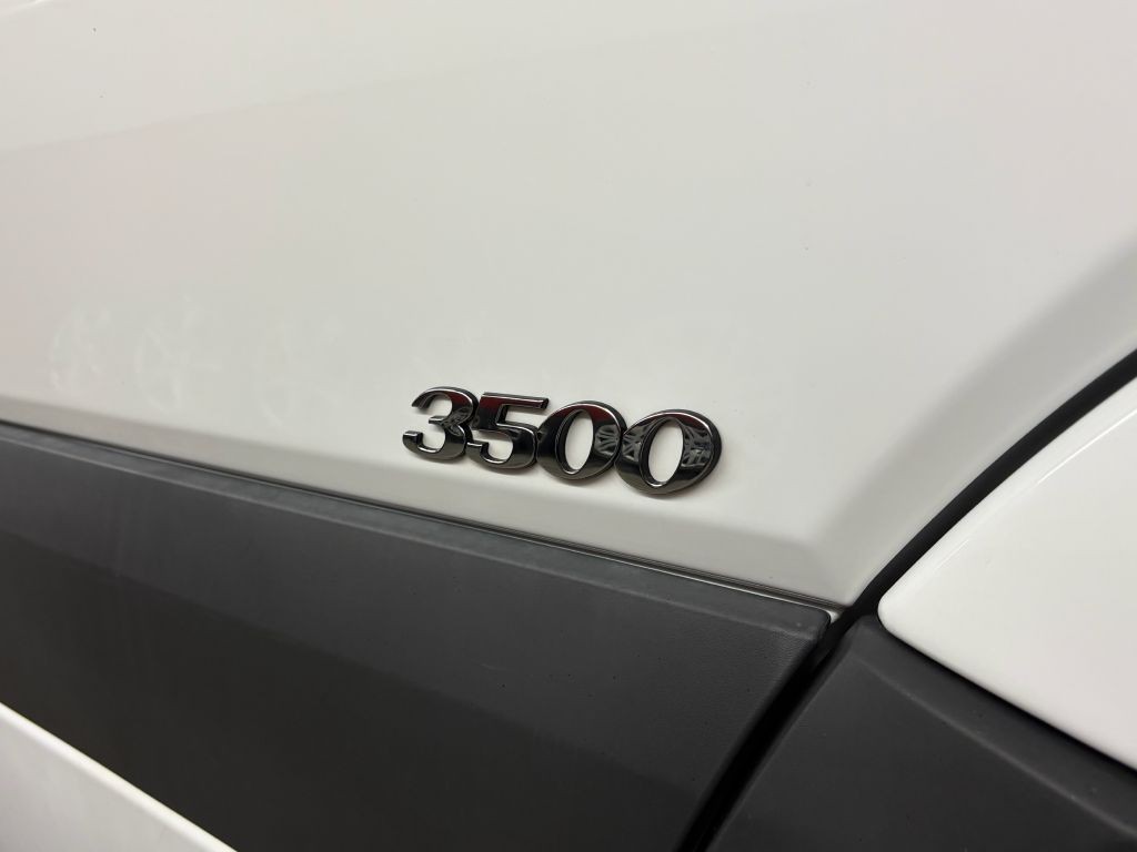 2013 Mercedes-Benz Sprinter Image 25