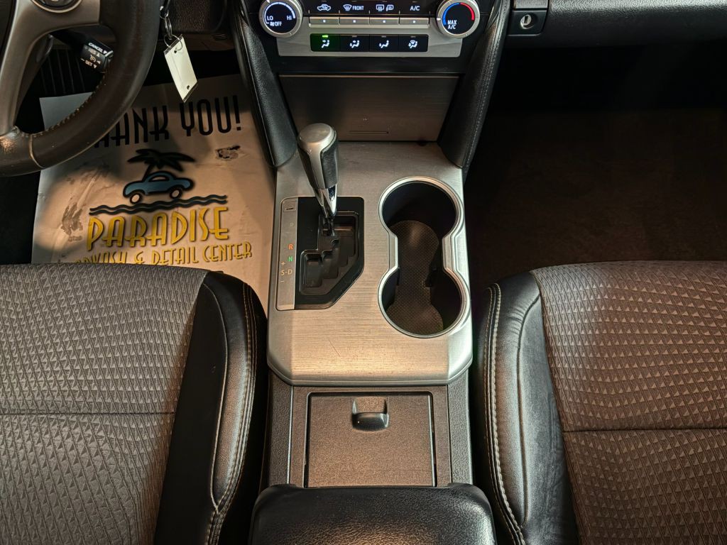 2013 Toyota Camry Image 15