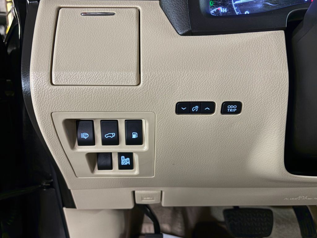 2014 Lexus RX Image 18