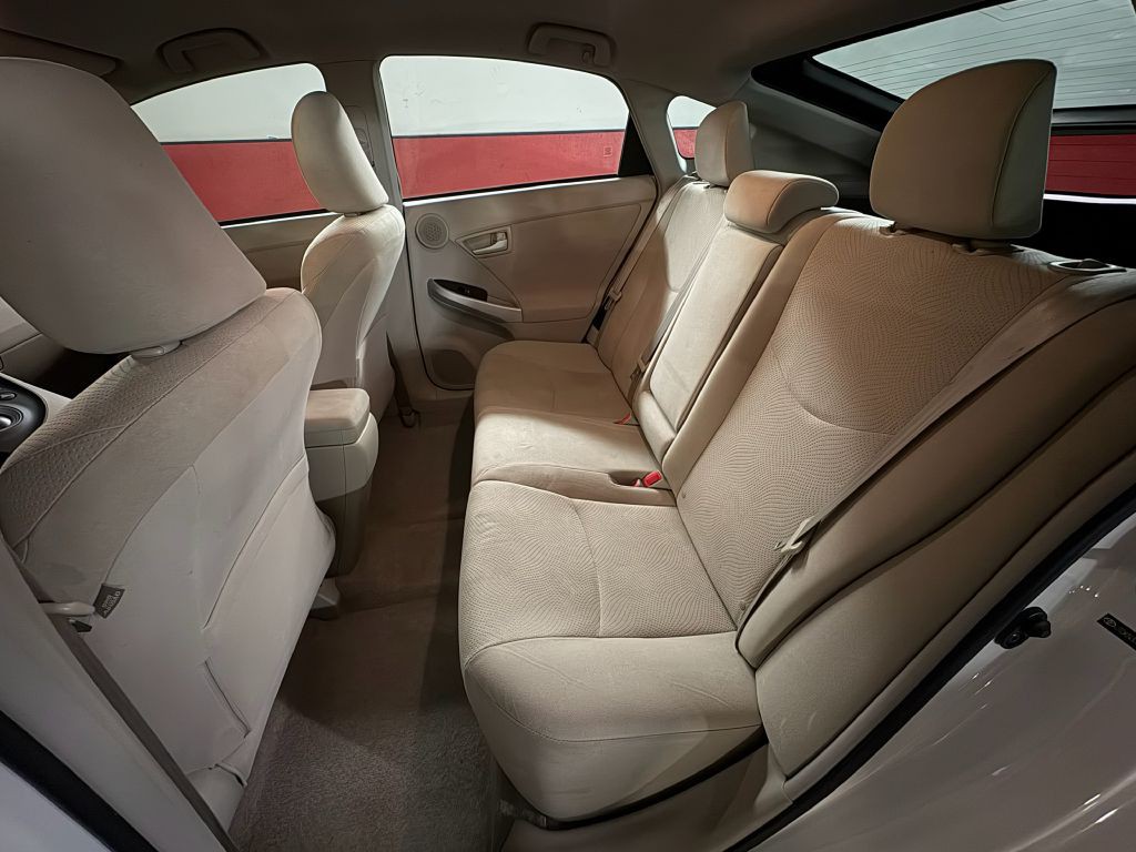 2011 Toyota Prius Image 18