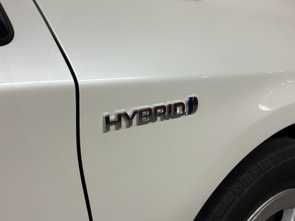 2011 Toyota Prius Image 23