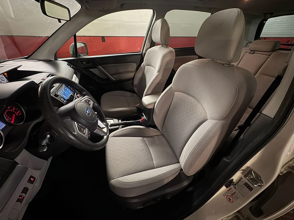 2018 Subaru Forester Image 10