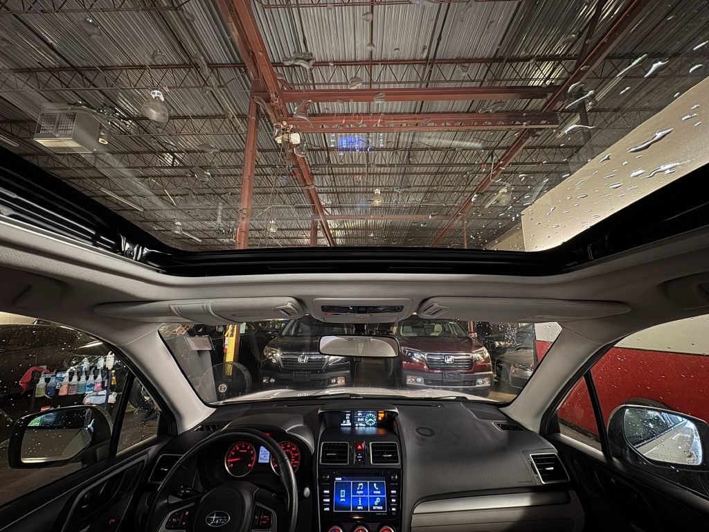 2018 Subaru Forester Image 19