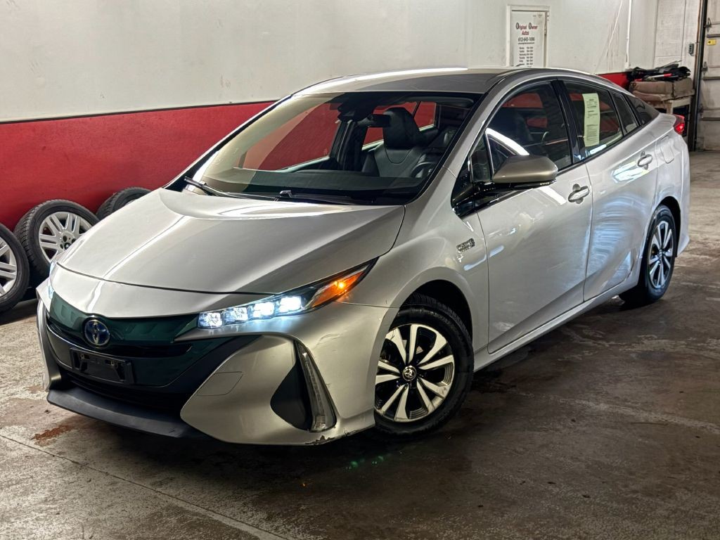 2017 Toyota Prius Image 1