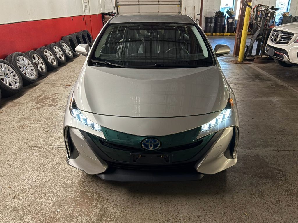 2017 Toyota Prius Image 9