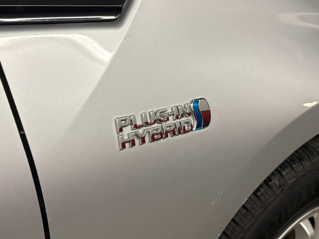 2017 Toyota Prius Image 25